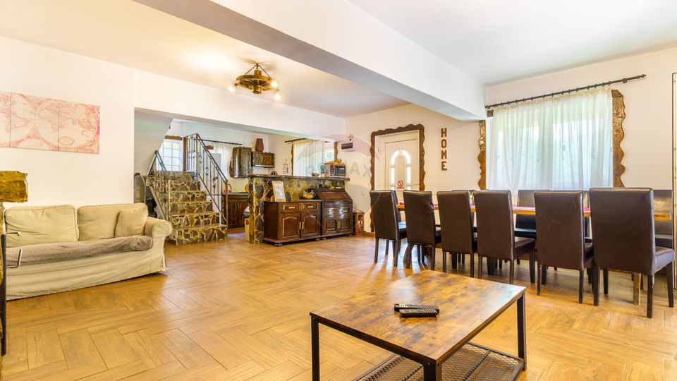 10 room House / Villa for sale