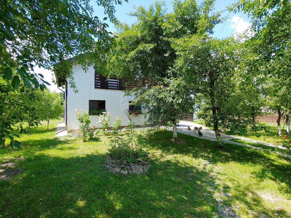 5 room House / Villa for sale, Nord-Est area