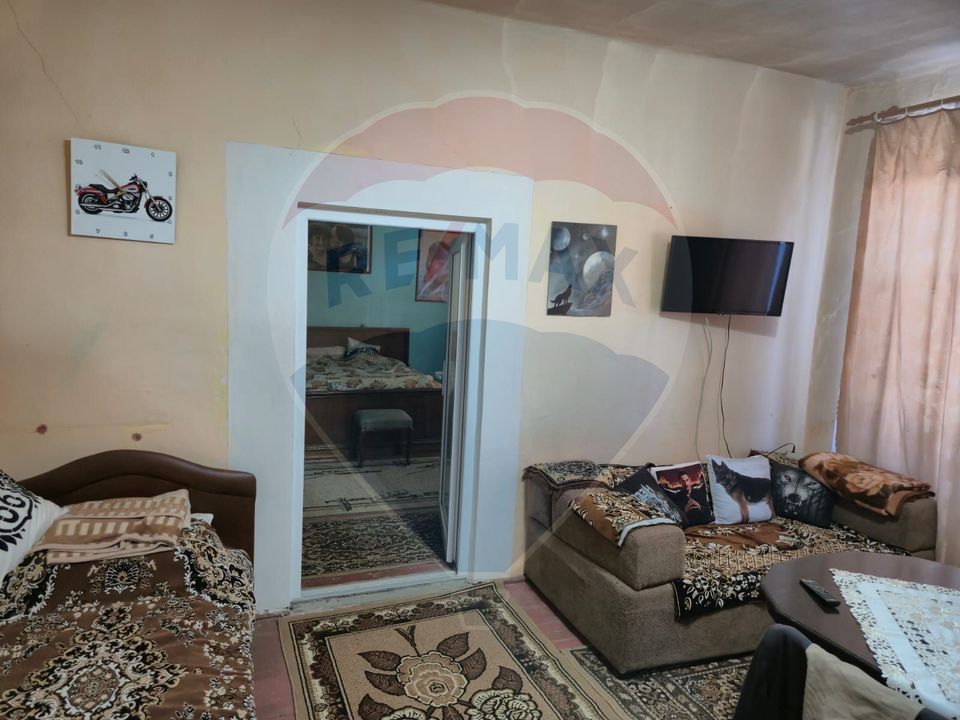 4 room House / Villa for sale, Sud-Est area