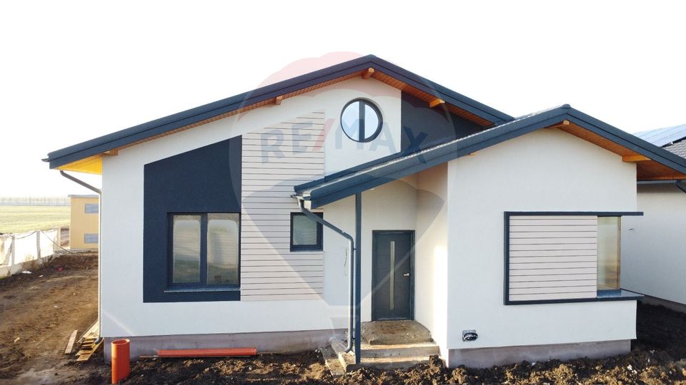 De Vânzare Vilă Cu 4 Camere Noua in Complex rezidențial Alfa Vile