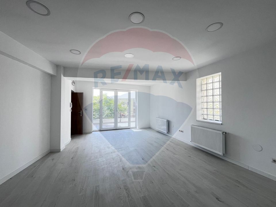 Spațiu birouri NOU -47mp de inchiriat în zona Lizeanu-Stefan cel Mare