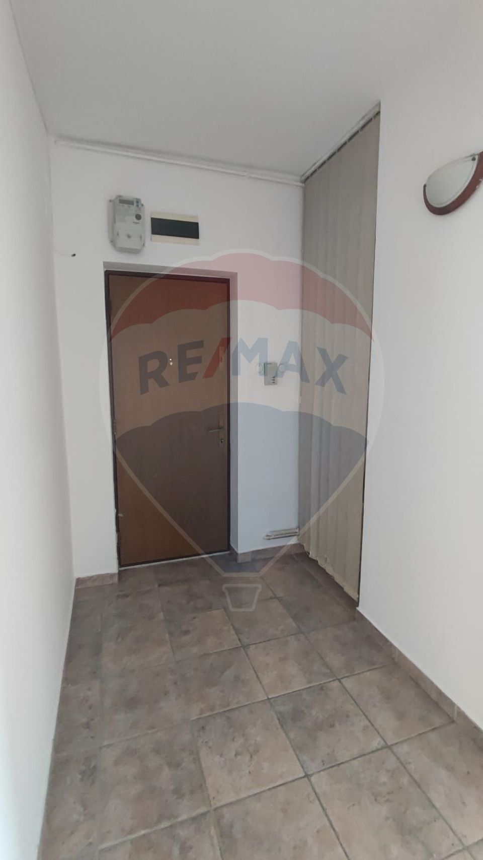 Apartament 3 camere de vanzare Bdul. Dacia vis-a-vis Scoala Dacia