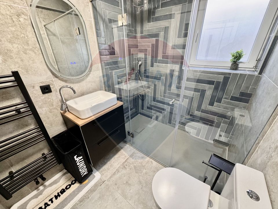 Apartament cu 2 camere de vânzare Ultracentral