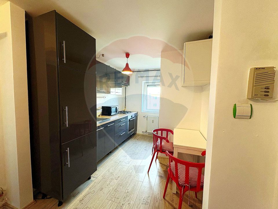 Apartament 2 camere, mobilat si utilat nou, gata de mutare, Boul Rosu