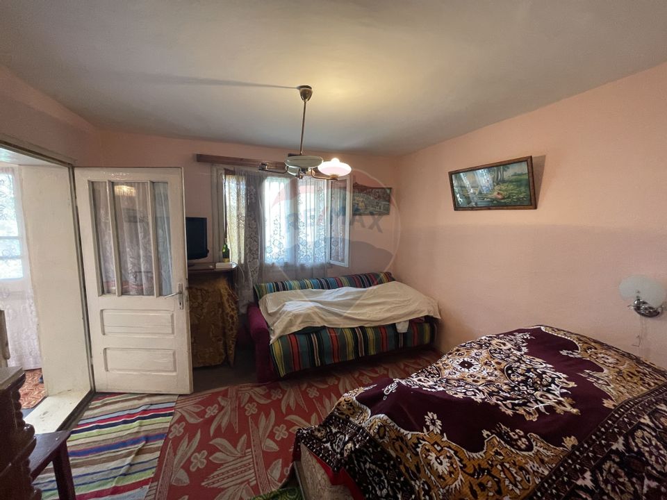 Casă cu teren Haret