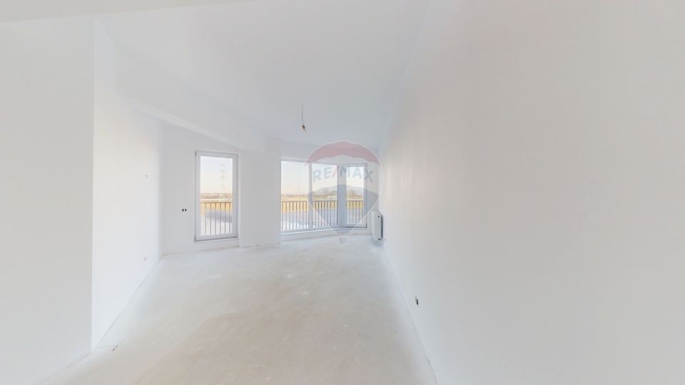 3 room Apartment for sale, Tractorul area