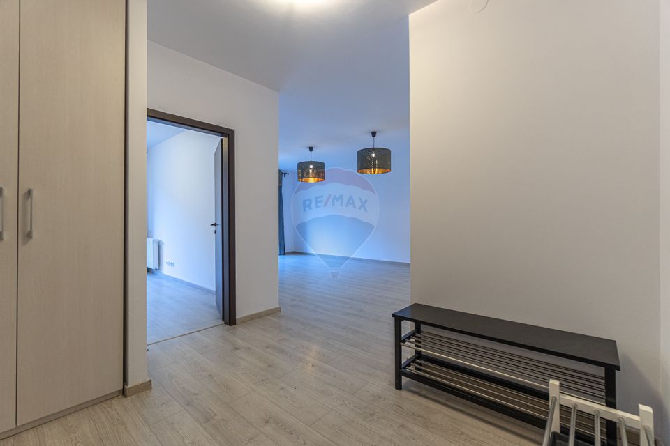 Apartament cu 4 camere de închiriat Tampa Gardens Racadau etaj 10/12