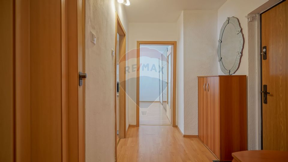 COMISION 0%! Apartament 3 camere|Racadau|Parcare|Boxa|Etj.Intermediar