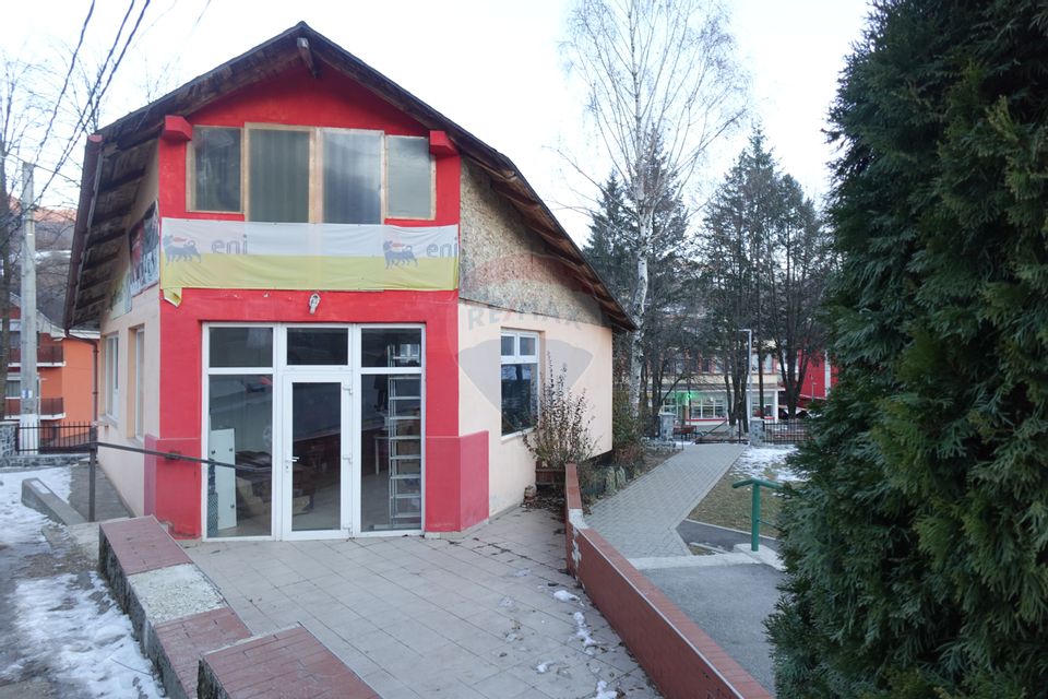 Spațiu comercial în zona Central Cavnic