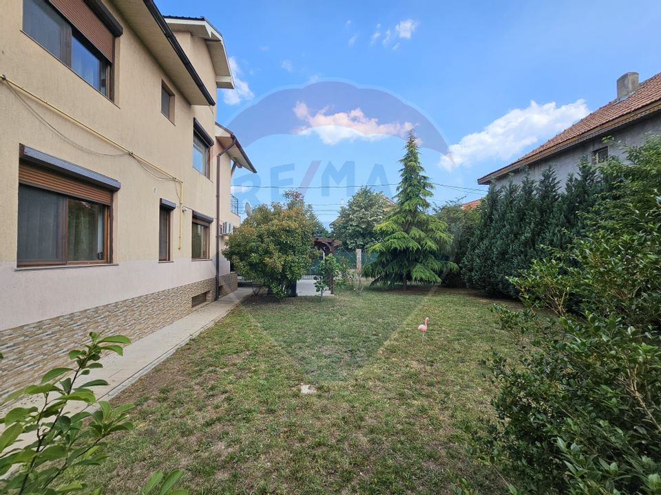 5 room House / Villa for sale, Central area