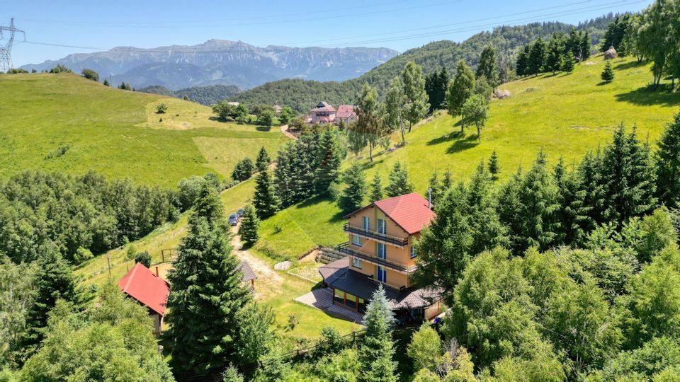 Casa/vila vânzare în Moieciu de jos, Sat. Drumul Carului 263 mp