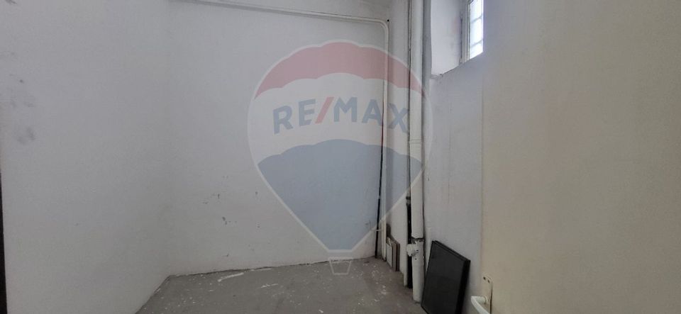 121sq.m Commercial Space for rent, Aradul Nou area