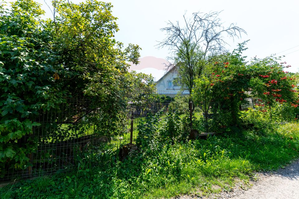 Casă / Vilă cu 10 camere amplasate in 2 corpuri de cladire de vanzare