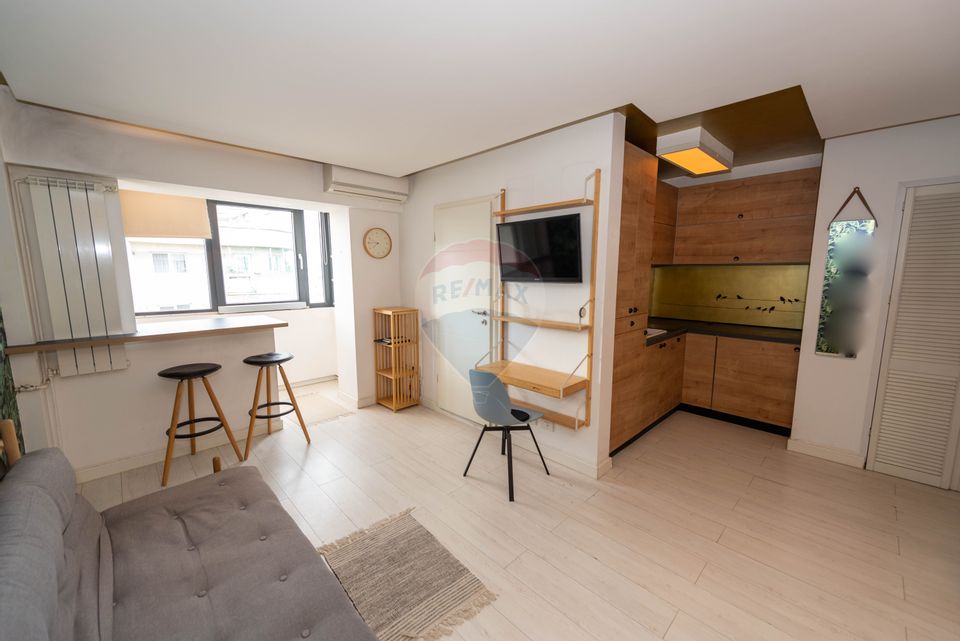 Garsoniera deosebita de vanzare zona Obor strada Chiristigiilor