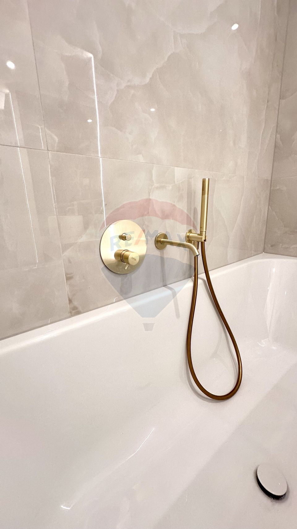 2 room apartment Cortina Nord, first rent