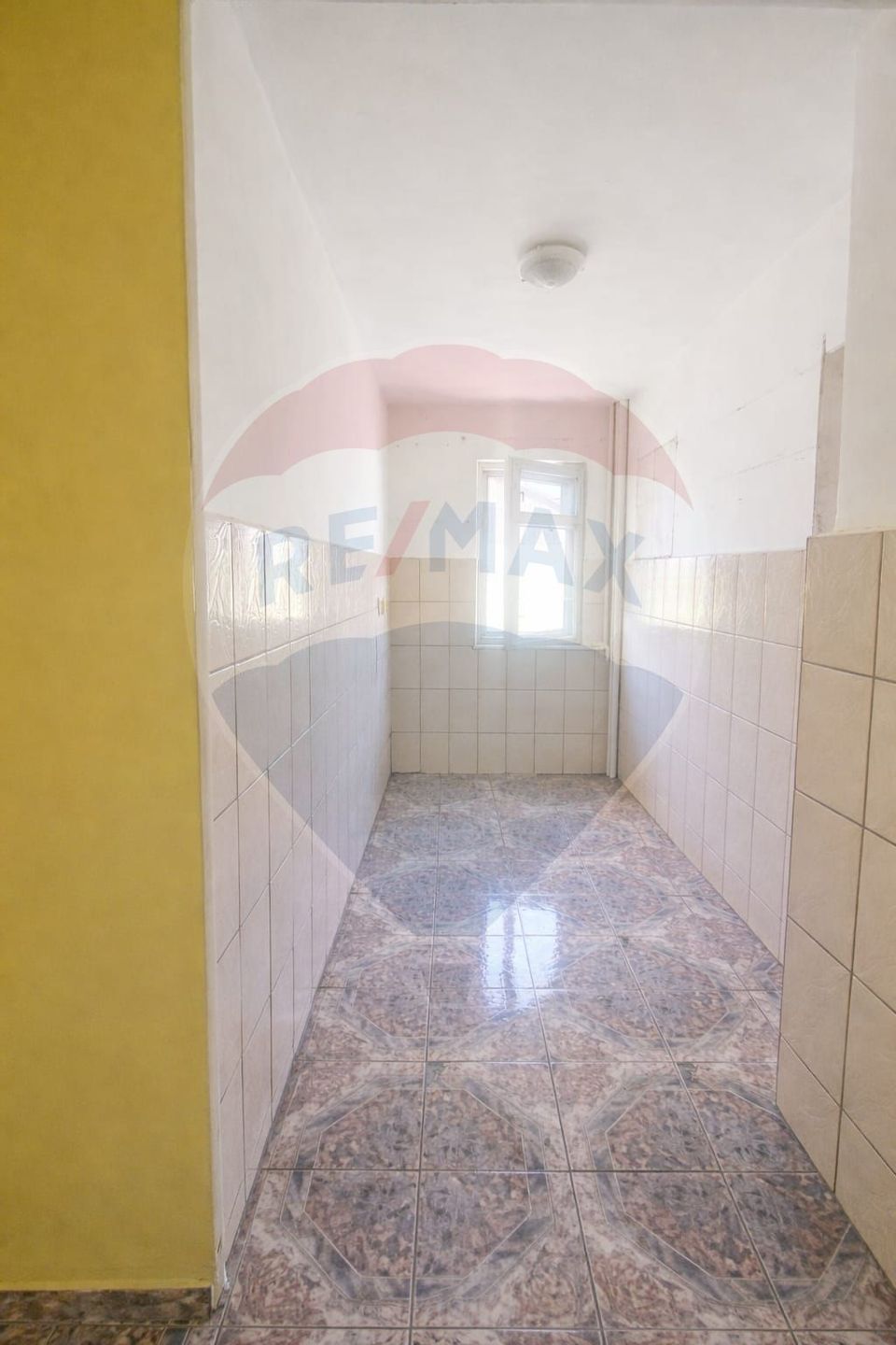 Apartament cu 2 camere de vânzare