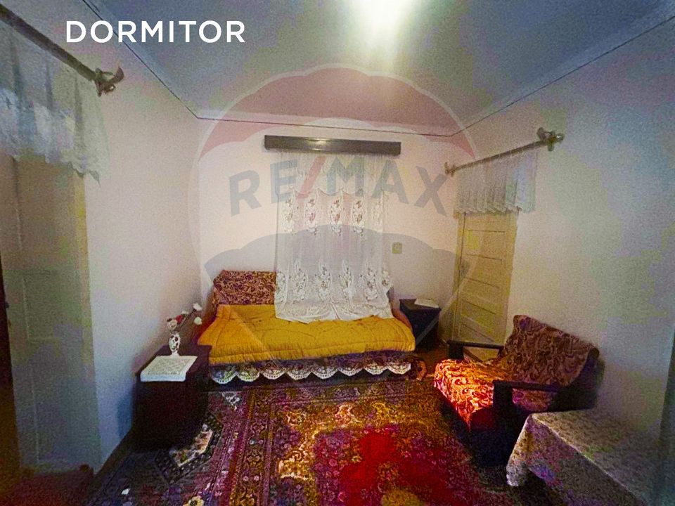 4 room House / Villa for sale