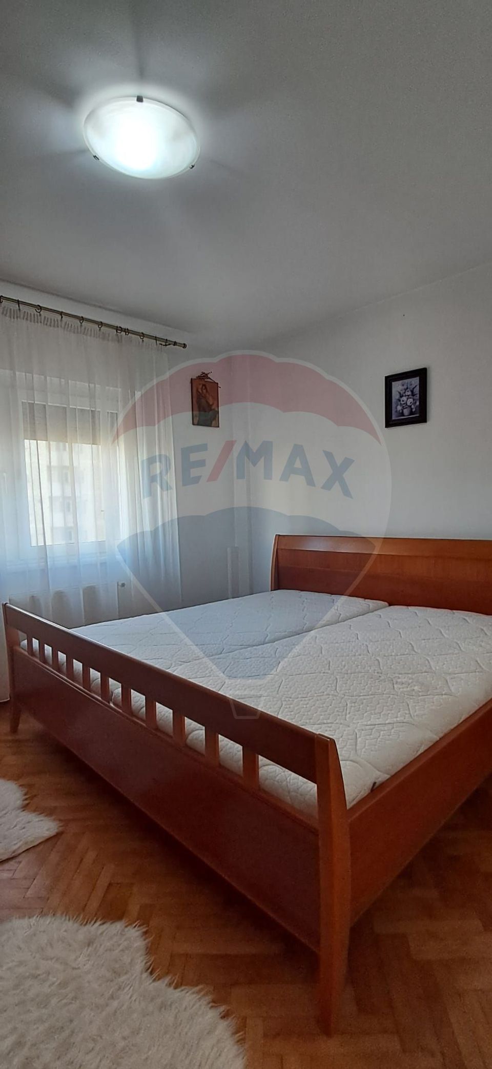 Inchiriere apartament 2 camere chiar lângă parc
