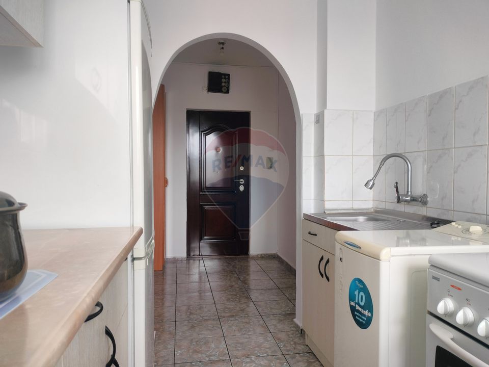 Apartament 2 camere,decomandat-etajul 6–53 mp