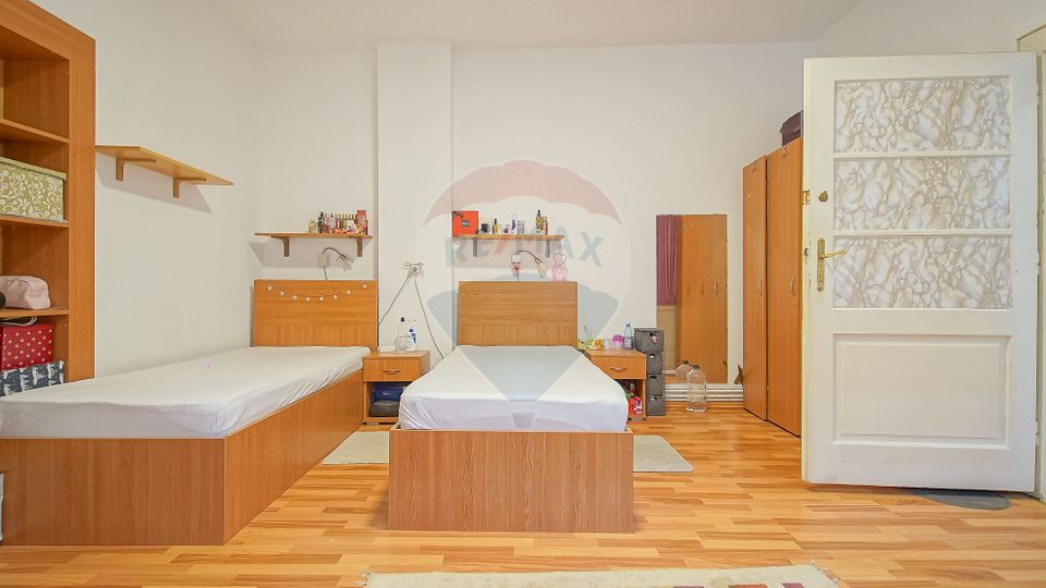 3 room House / Villa for sale, Brasovul Vechi area