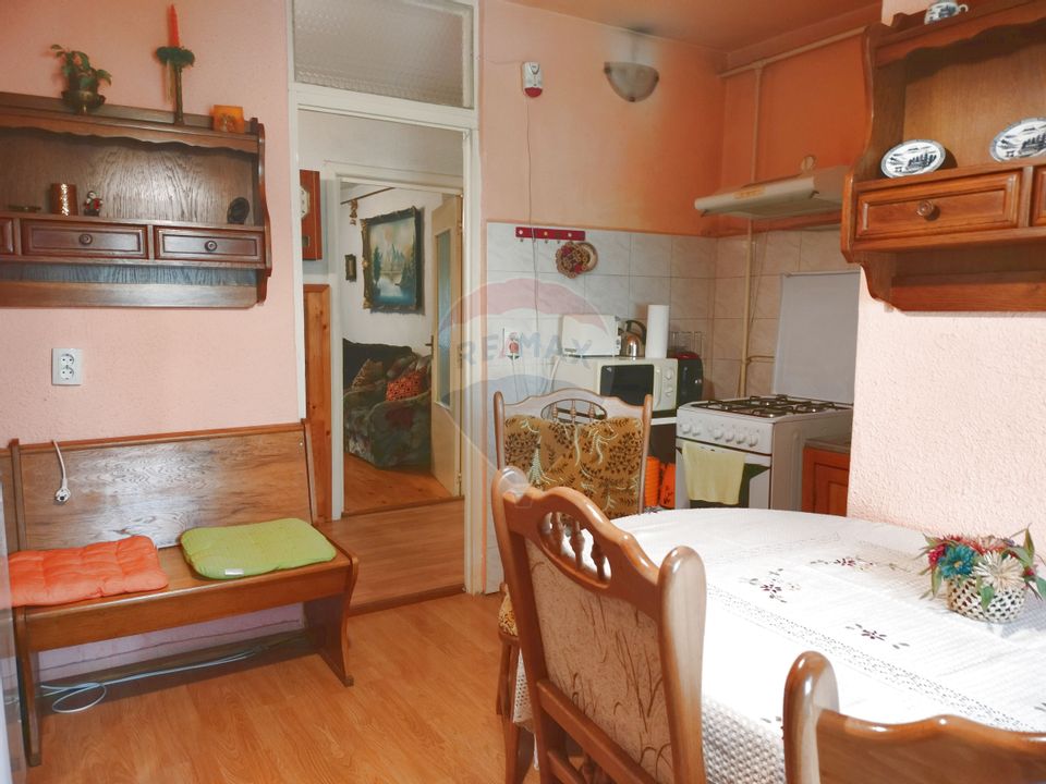 Apartament 3 camere zona primariei -Medias