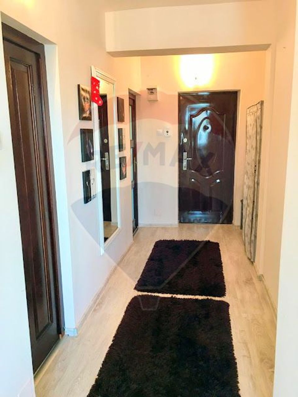 Apartament cu 2 camere de inchiriat, zona Intre Lacuri