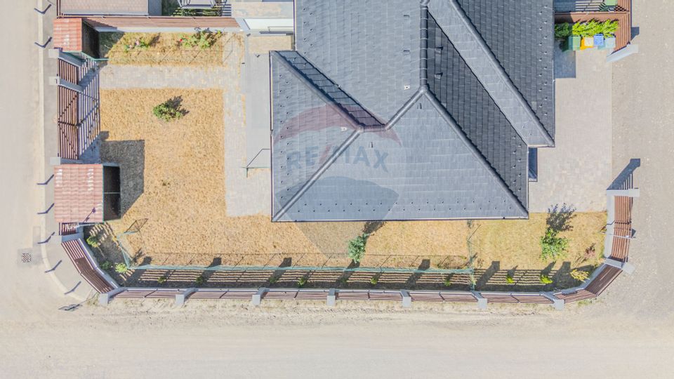 Comision 0 | Casă de închiriat Pet friendly 120 mp utili, teren 350 mp