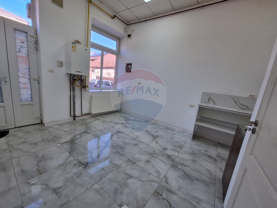 Spațiu comercial - închiriere  21 mp. /Central / Șimleu Silvaniei