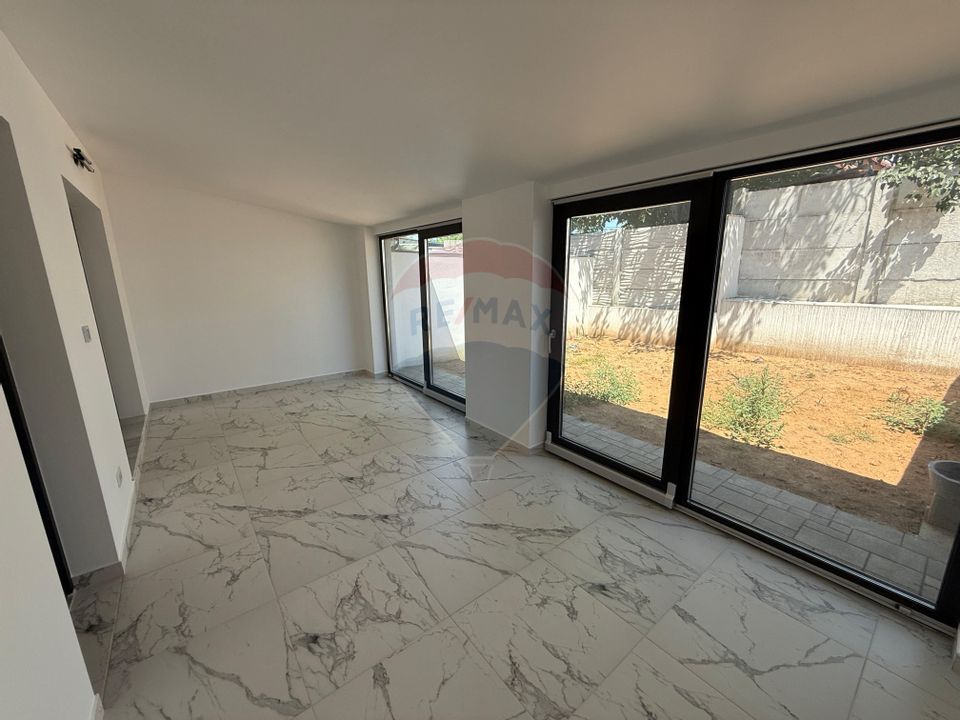 Casa moderna, zona Gara, gata de mutat