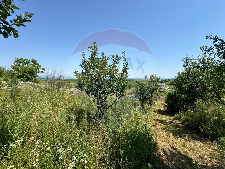 Land 4,219sqm Gardani / Strada Principala