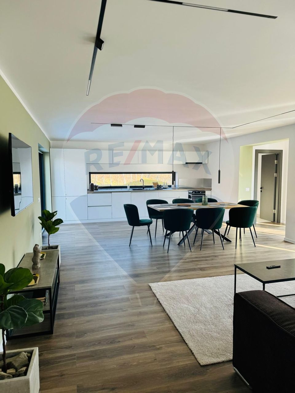 280sq.m Special Property for sale