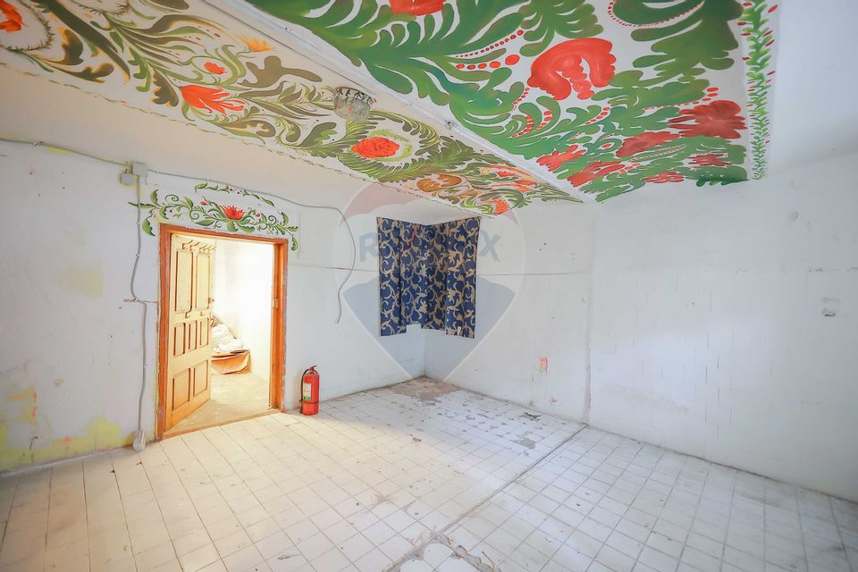 Casă de Vânzare cu 4 camere, Ultracentral - Cuza Vodă