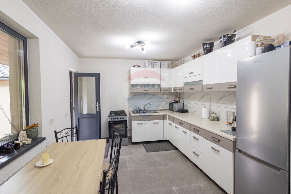 Casă de vacanță de vânzare – afacere la cheie