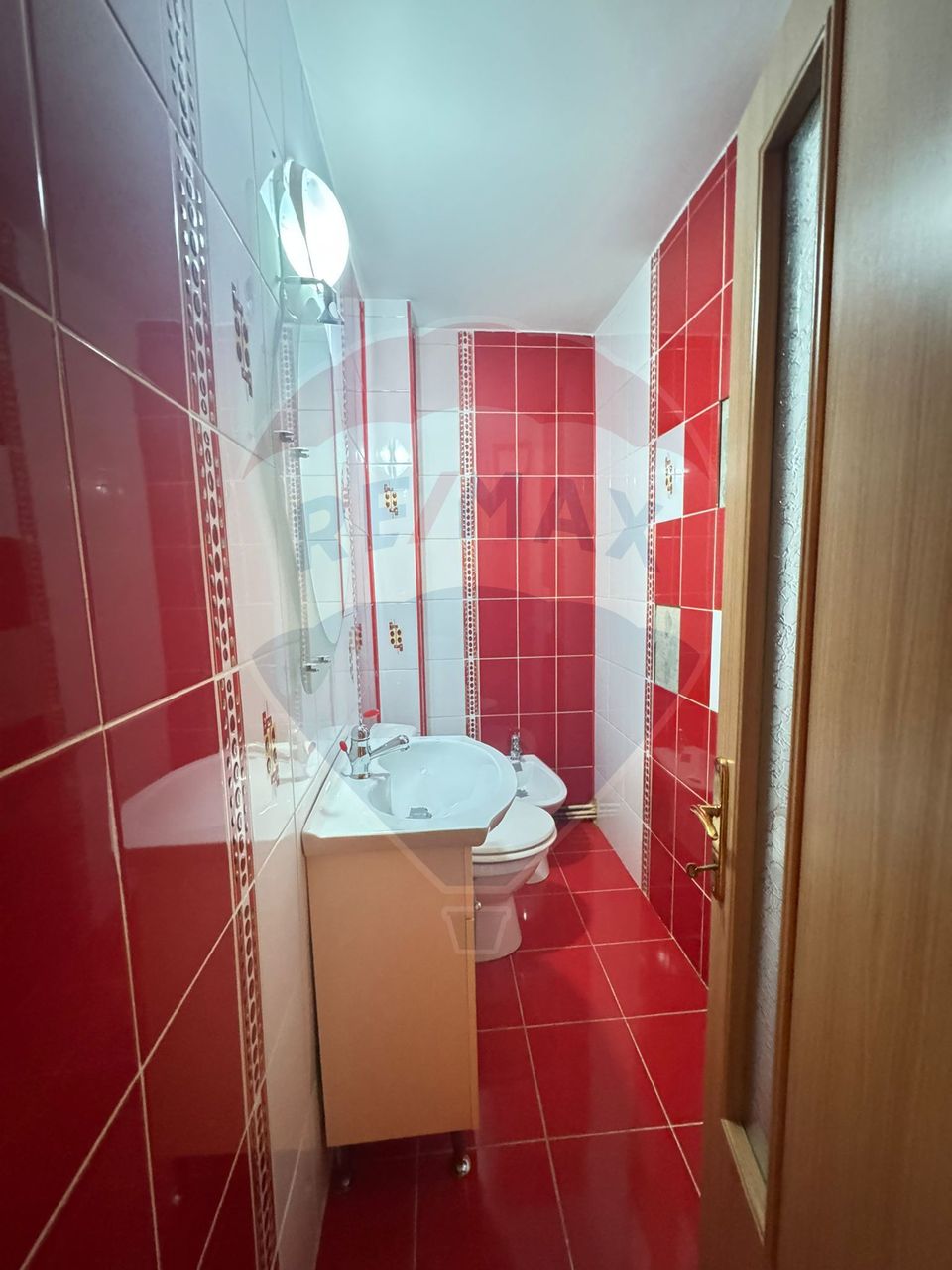 3 decomandate spatios, liber, central, Infratirii, Mc Donalds