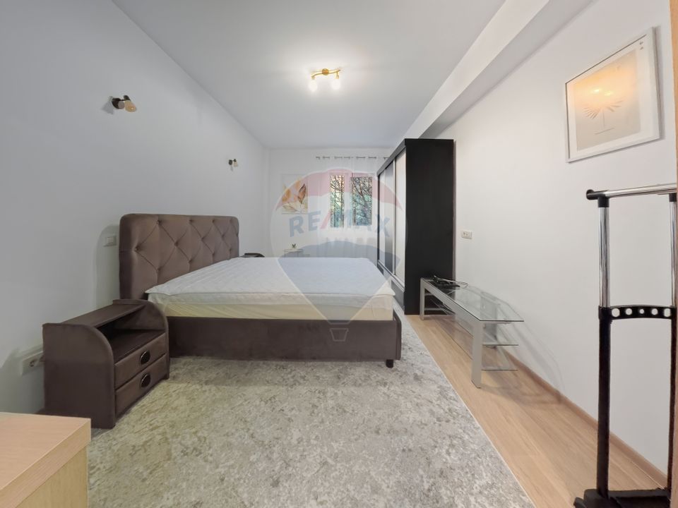 Apartament cu 3 camere de inchiriat pe strada Nufarului