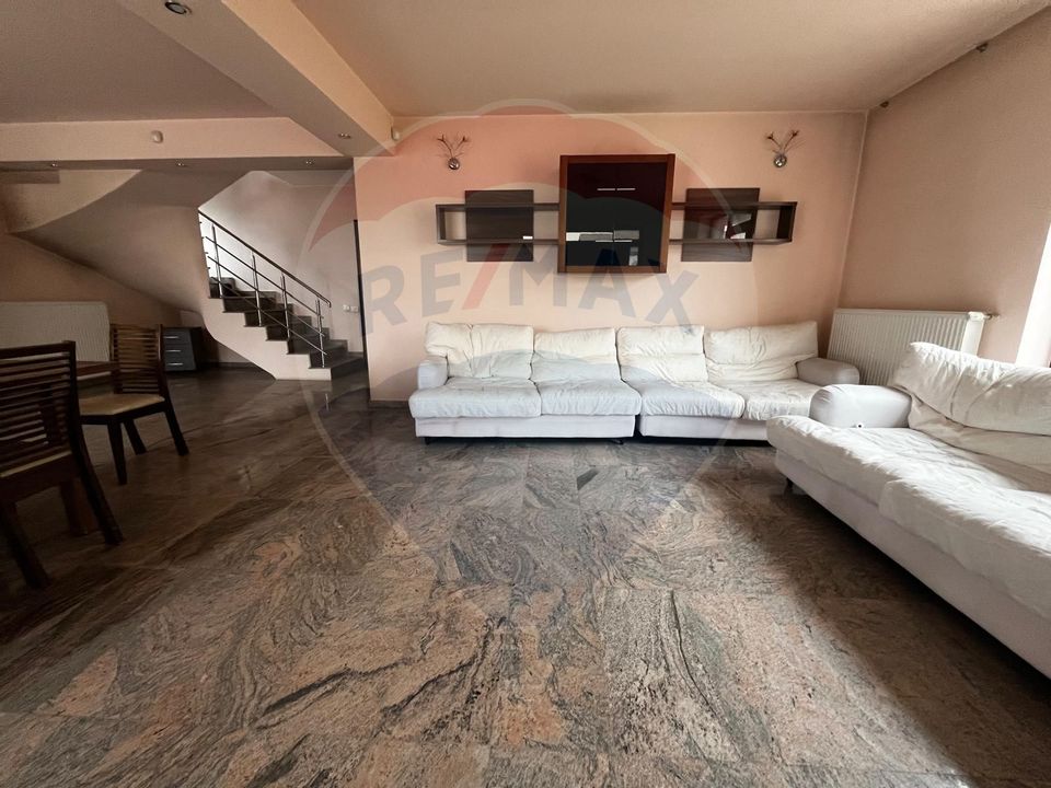 4 room Hotel / Pension for rent