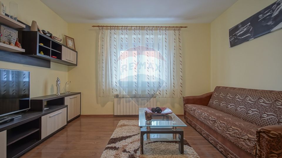 2 room Apartment for sale, Tractorul area