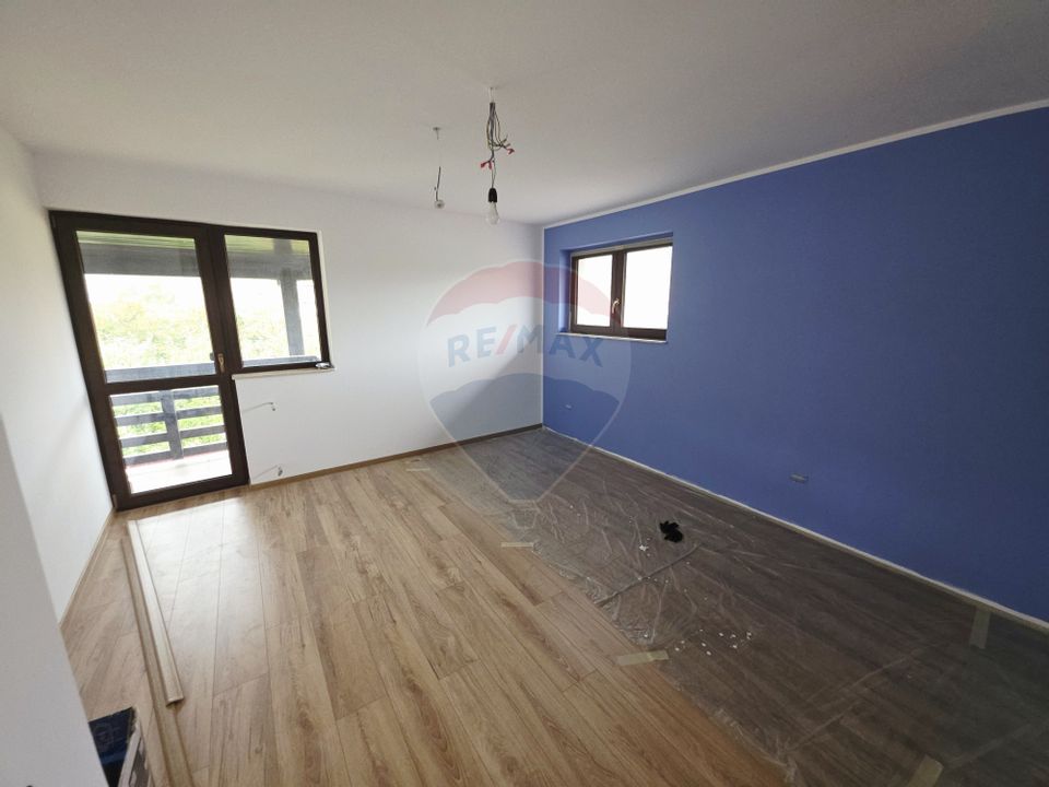 Casa  si  teren zona Balaurul