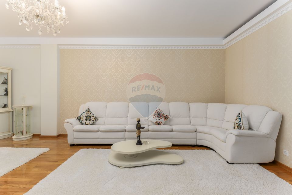 Apartament de vanzare cu 3 camere de vânzare în zona Baneasa