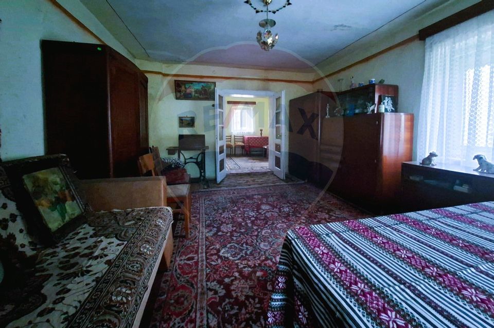 Casă de vanzare in Gura Raului