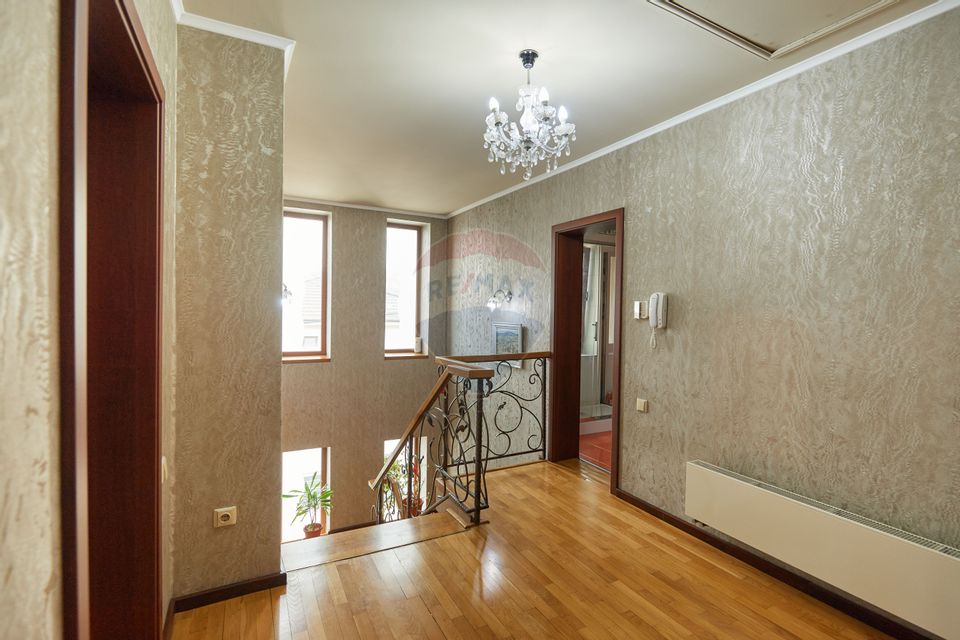5 room House / Villa for sale, Campului area