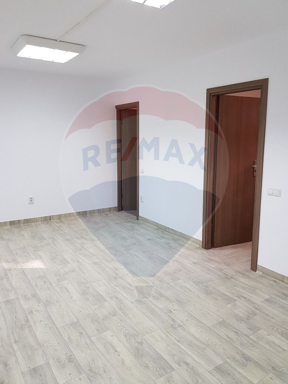 Spațiu de birouri / apartament de 82mp ,  Buna-Ziua , str.Fagului