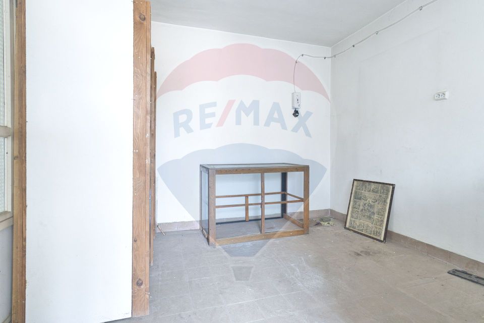 7 room House / Villa for sale, Aurel Vlaicu area