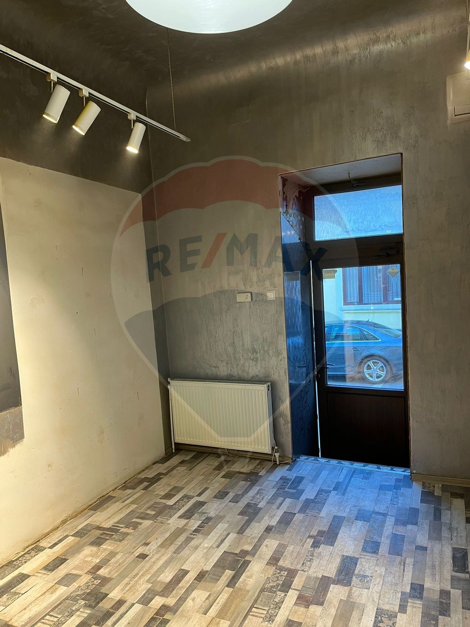 Spatiu comercial de inchiriat, zona centrala