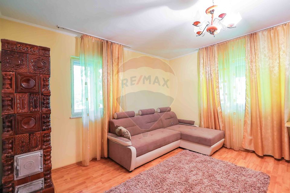 4 room House / Villa for sale