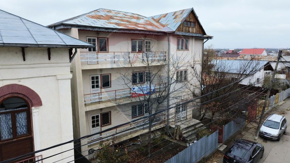 15 room House / Villa for sale, Central area