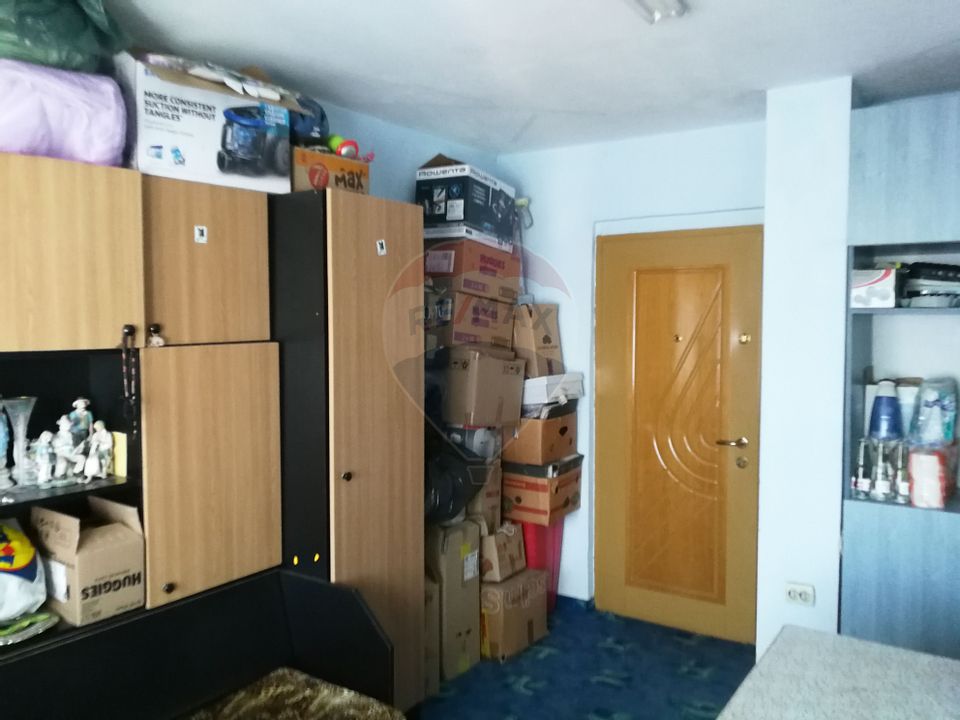 Apartament cu 3 camere decomandate, dublă orientare + Garaj