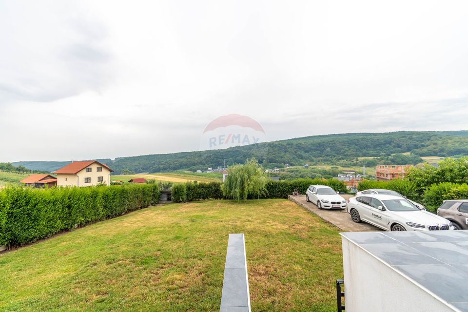 Detached House for Sale / 900 sqm Land, Popesti, Cluj