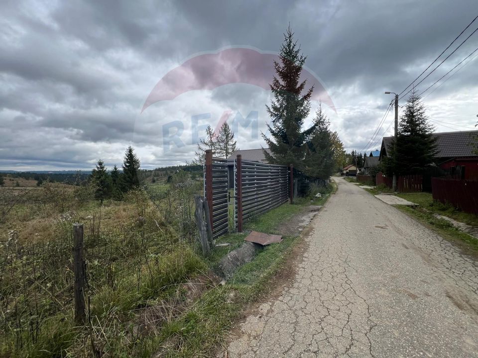 Teren 3,548mp, intravilan, Bălcești (Beliș)