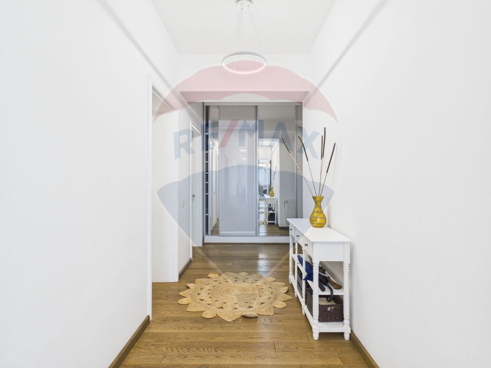 5 room Apartment for sale, Magheru area